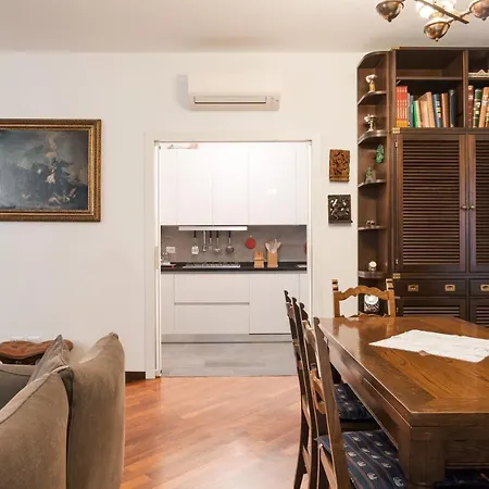 Wide And Comfy 2 Bedrooms Apartment! * Mailand