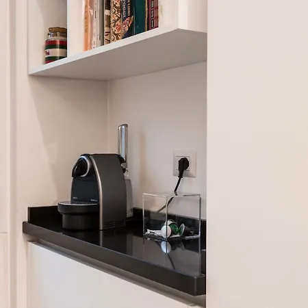 Wide And Comfy 2 Bedrooms Apartment!